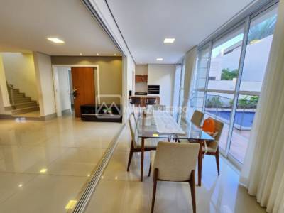 Casa condomínio