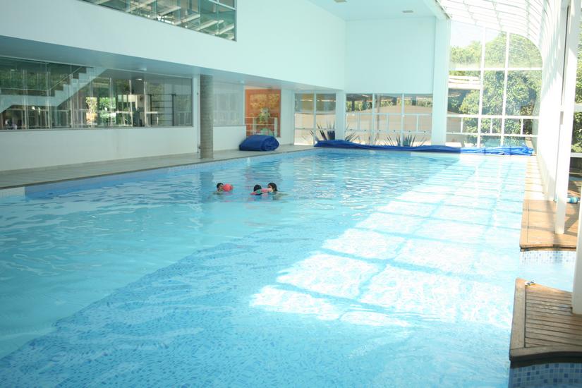 Condomínio Royal Forest Piscina