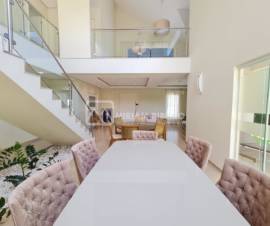 Casa condomínio